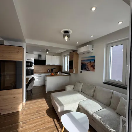 Mariva - 21 * ماكارسكا